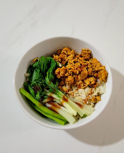 Gochujang chicken and Tofu Bowl
