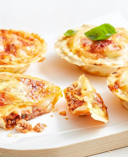 Pie maker mini lasagne recipe