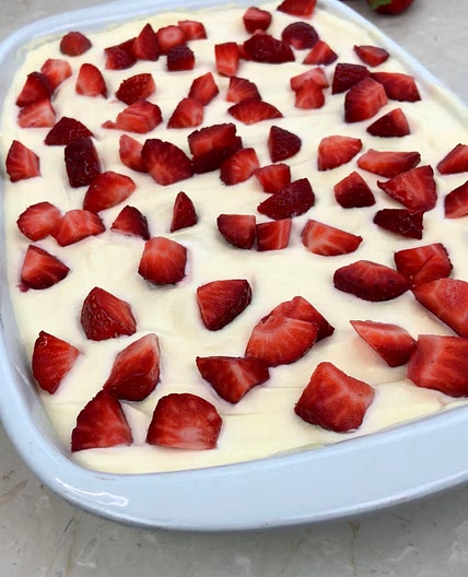 STRAWBERRY TIRAMISÙ 