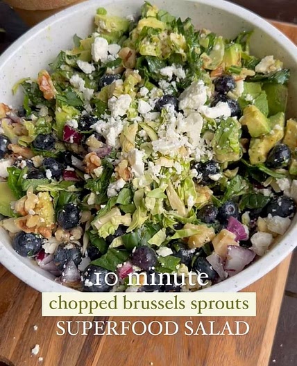Chopped Brussels Sprouts Spring Salad 🥗 Ready in just 10 minutes, this would be a great side dish for Easter lunch or dinner! And delicious to eat all spring long 🥰 Recipe is below! - - - Ingredients: 10 ounces shaved Brussels sprouts 2 cups chopped kale