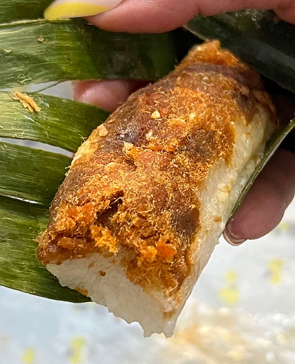 Easy sticky rice rolls (Pulut Panggang hack)