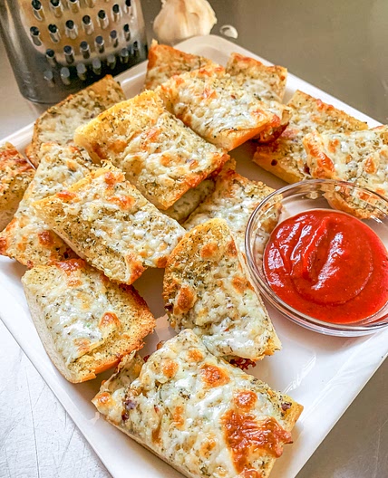 Jimmy Johns Day Old Bread- Cheesy Garlic Bread