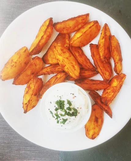 Knusprige Kartoffelspalten