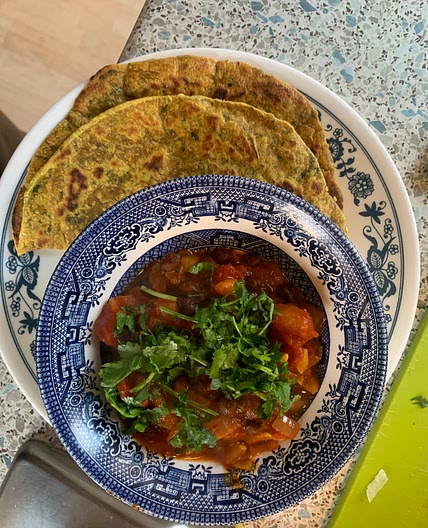 Khalay Choley (black chickpeas, Punjabi style)