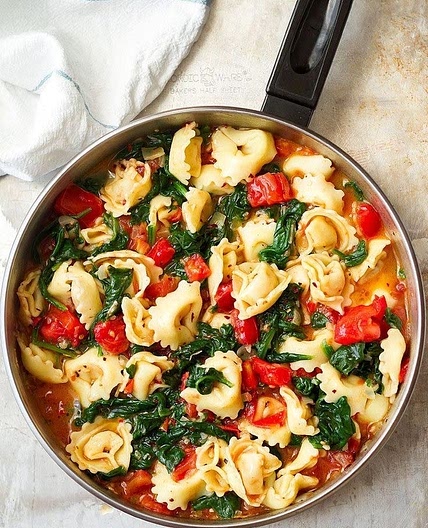 Spinach tomato tortellini 