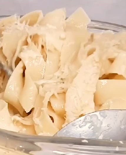 Authentic Fettuccine Alfredo Pasta 15 mins 🇮🇹