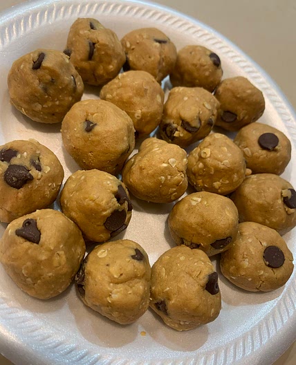 Vanilla oatmeal protein balls 