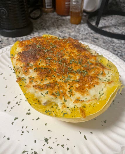 Spaghetti squash chicken alfredo 
