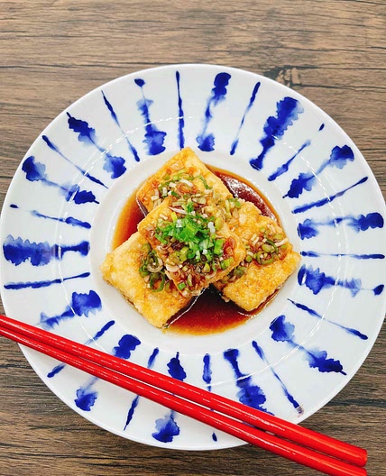 Agedashi Tofu ( Deep Fried Tofu) with Green Onion Sauce