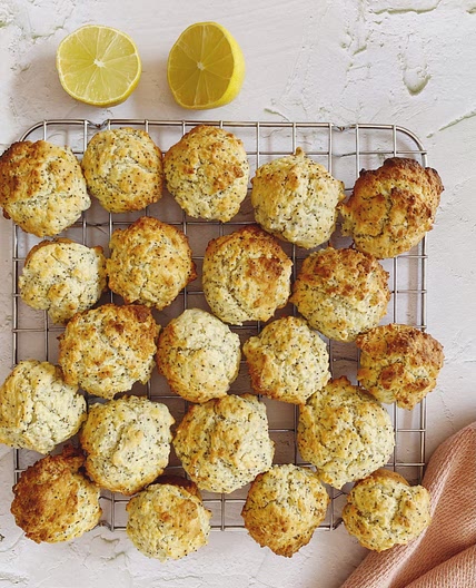 Lemon and Poppy Seed Mini Muffins (low sugar)