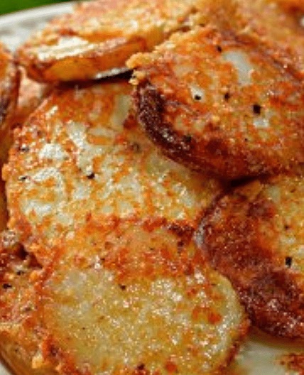 CRISPY CRUNCHY PARMESAN POTATOES
