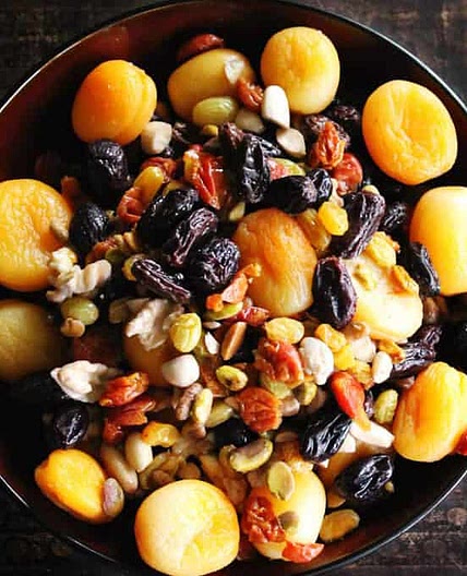 Haft mewa: Afghan fruit and nut dish