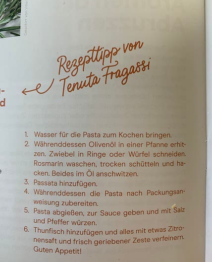 Linguine mit gelber Tomatensauce, Tunfisch und Zitrone
