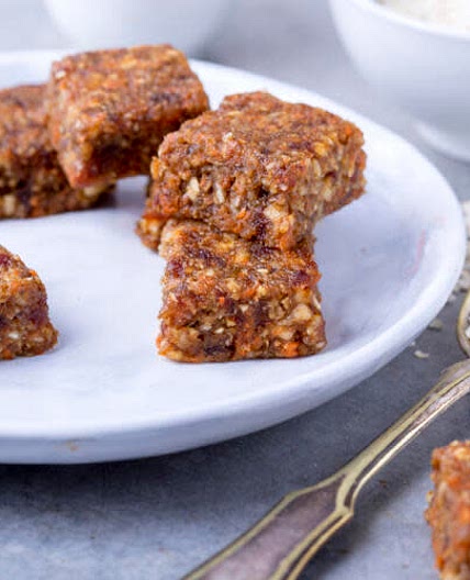 Honey Carrot Cake Bars