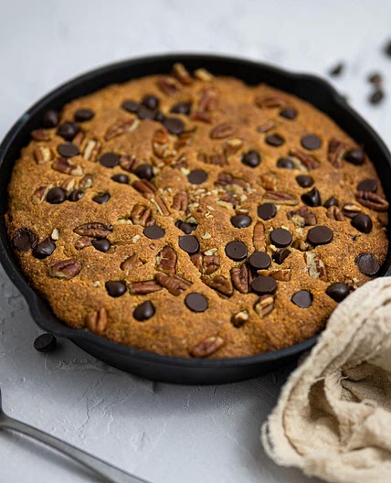 Cinnamon Baked Oats with Raisin and Walnuts