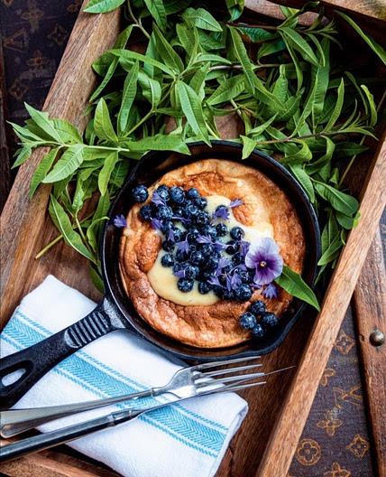 NUTMEG BREAKFAST BAKES BLUEBERRY STEW, LEMON VERBENA CURD