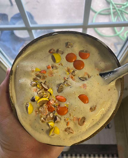 Reece’s Pieces Smoothie Bowl