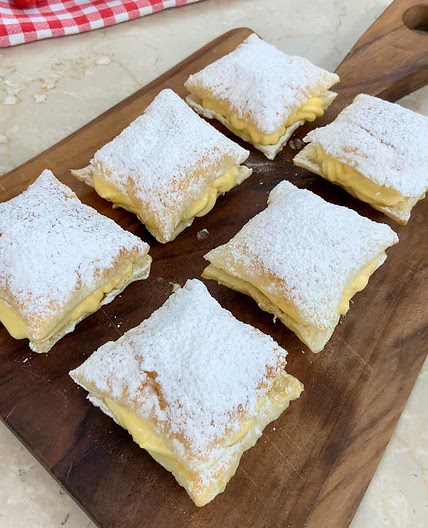 SPORCAMUSS (easy Italian pastry)