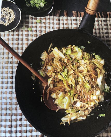 Geroerbakte kool en taugé  met gember saus