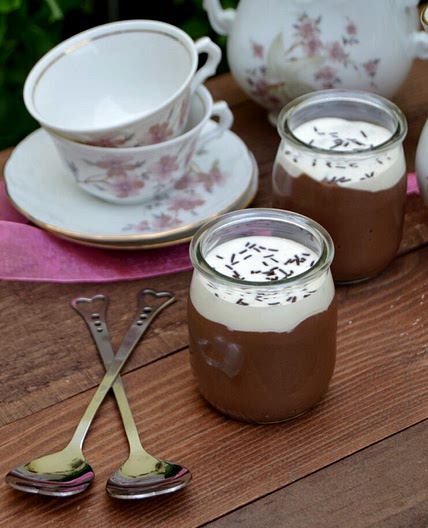 Danette de Chocolate e Avelãs Caseiro