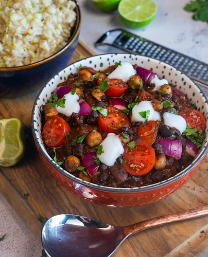 Black Bean, Chickpea & Chocolate Chilli with Pearl Barley by Pureety