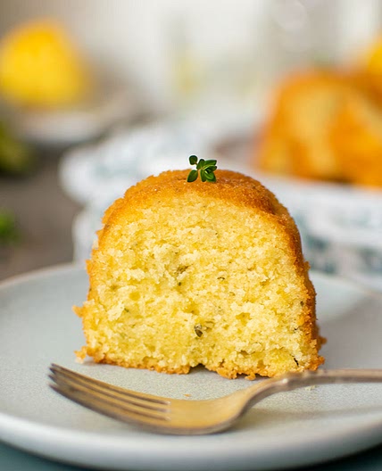 Limone e Timo Bundt Cake - Valentina Bakery