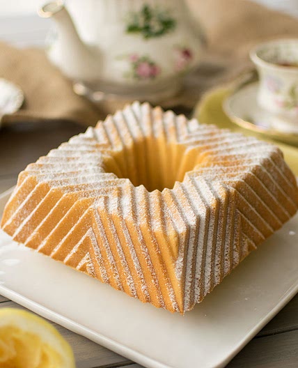 Lemon Bundt Cake 