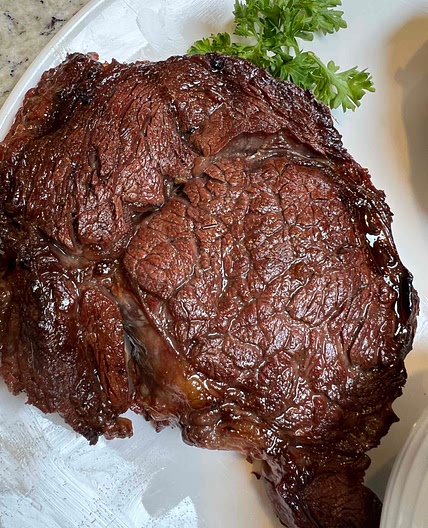 Houston’s Hawaiian Ribeye 