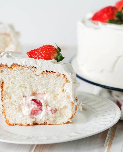 Frozen Strawberries and Cream Cake