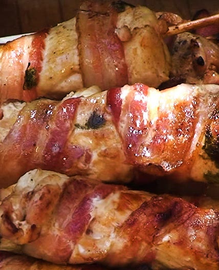 BACON CHICKEN STICKS