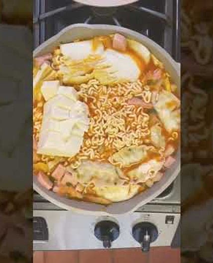 Large Ramen Noodle Pot