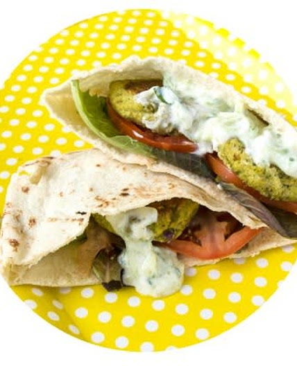 falafel tzatziki pita