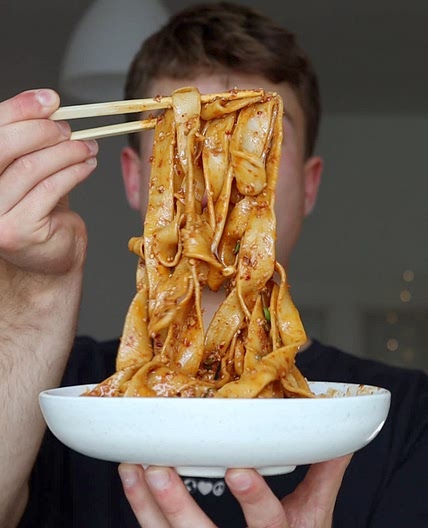 5 Minute Chili Oil Noodles