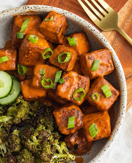 Vegan Crispy Baked Buffalo Tofu