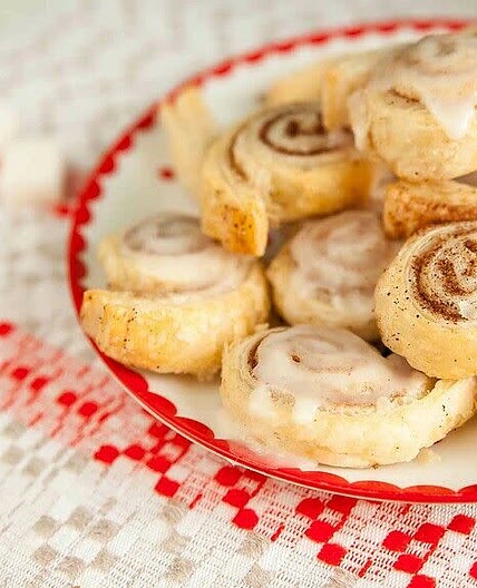 Puff Pastry Cinnamon Rolls