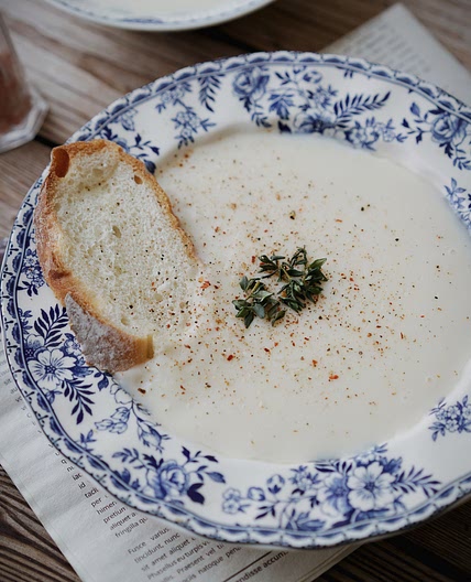 Garlic White Bean Soup