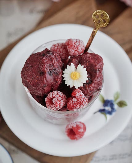 Homemade Fruity Ice Cream