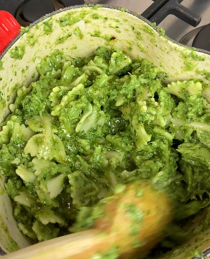 ONE POT BROCCOLI PASTA