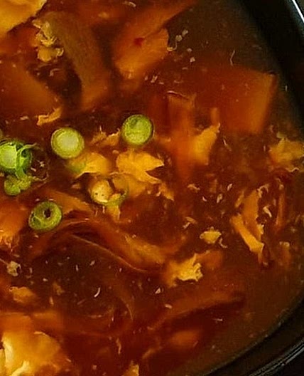 Pikant - säuerliche Suppe
