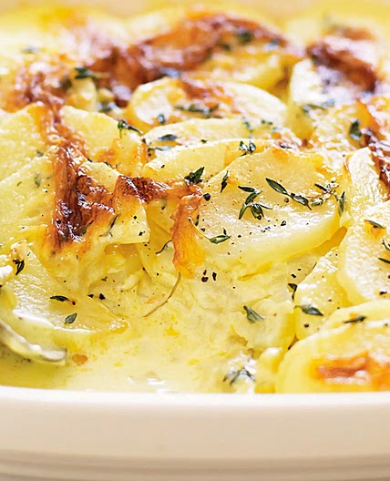 Garlic and thyme scalloped potatoes