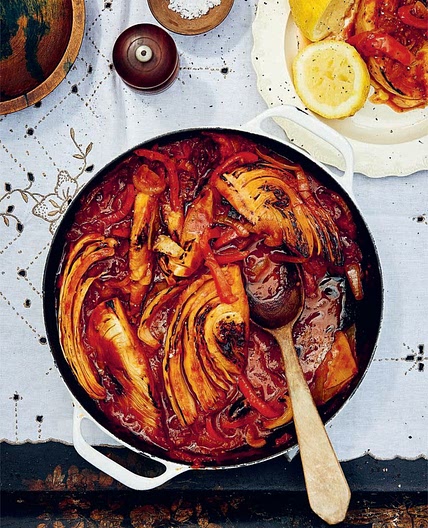 Pepper-braised cabbage wedges