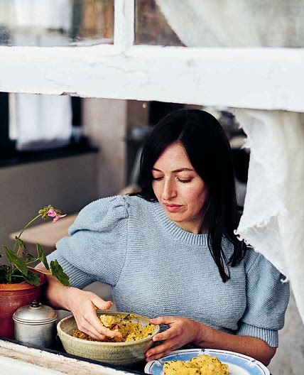 Azadouhi’s vospov kofte: spiced red lentil balls
