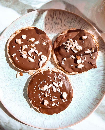 SNICKERS RICE CAKES 
