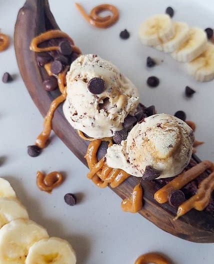 Salted Cararmel Brownie Air Fried Banana Split