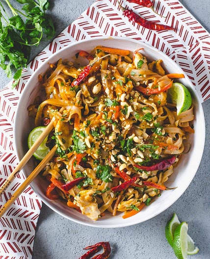Easy Spicy Chicken Pad Thai
