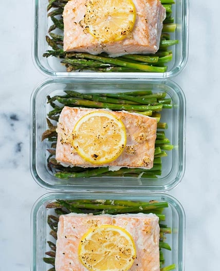 Lemon Roasted Salmon with Asparagus