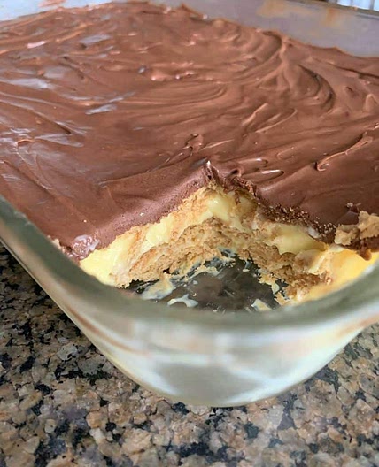 An Eclair Cake You'll Wanna Make Again and Again