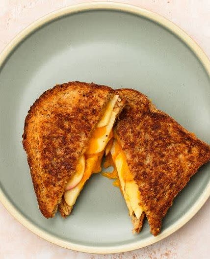 Grilled Cheese Apple Sandwich