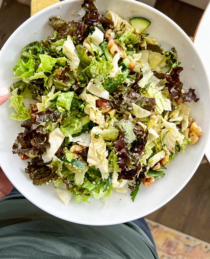 Crunchy Salad w/ Nutritional Yeast Dressing