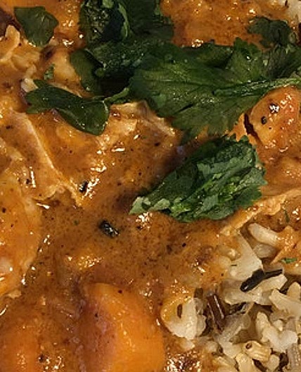 Afrikanischer Hähnchen-Erdnusseintopf